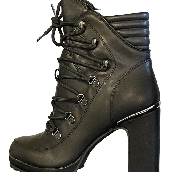 DKNY Lenni Leather Lace-Up Booties - Picture 4 of 5